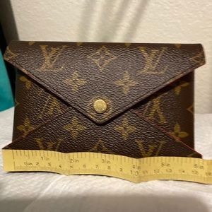 🚨  LV KIRIGAMI envelope 🚨 SOLD!!!!